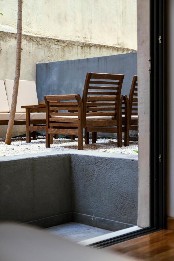 شقة Lykabettus Gem With Yard And Parking أثينا المظهر الخارجي الصورة